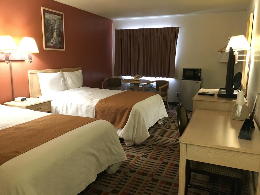 Anderson Chesterfield Travel Inn Daleville Zewnętrze zdjęcie